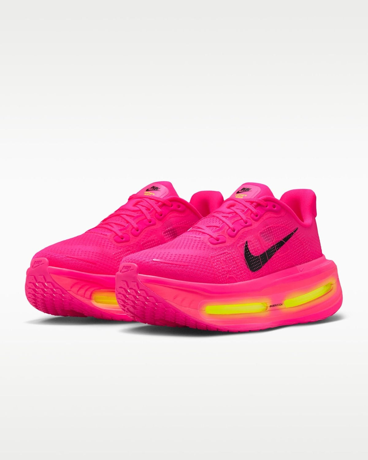 Nike Vomero Premium ‘Hyper Pink’