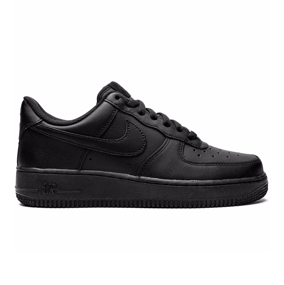 Nike Air Force 1 Low "Triple Black"