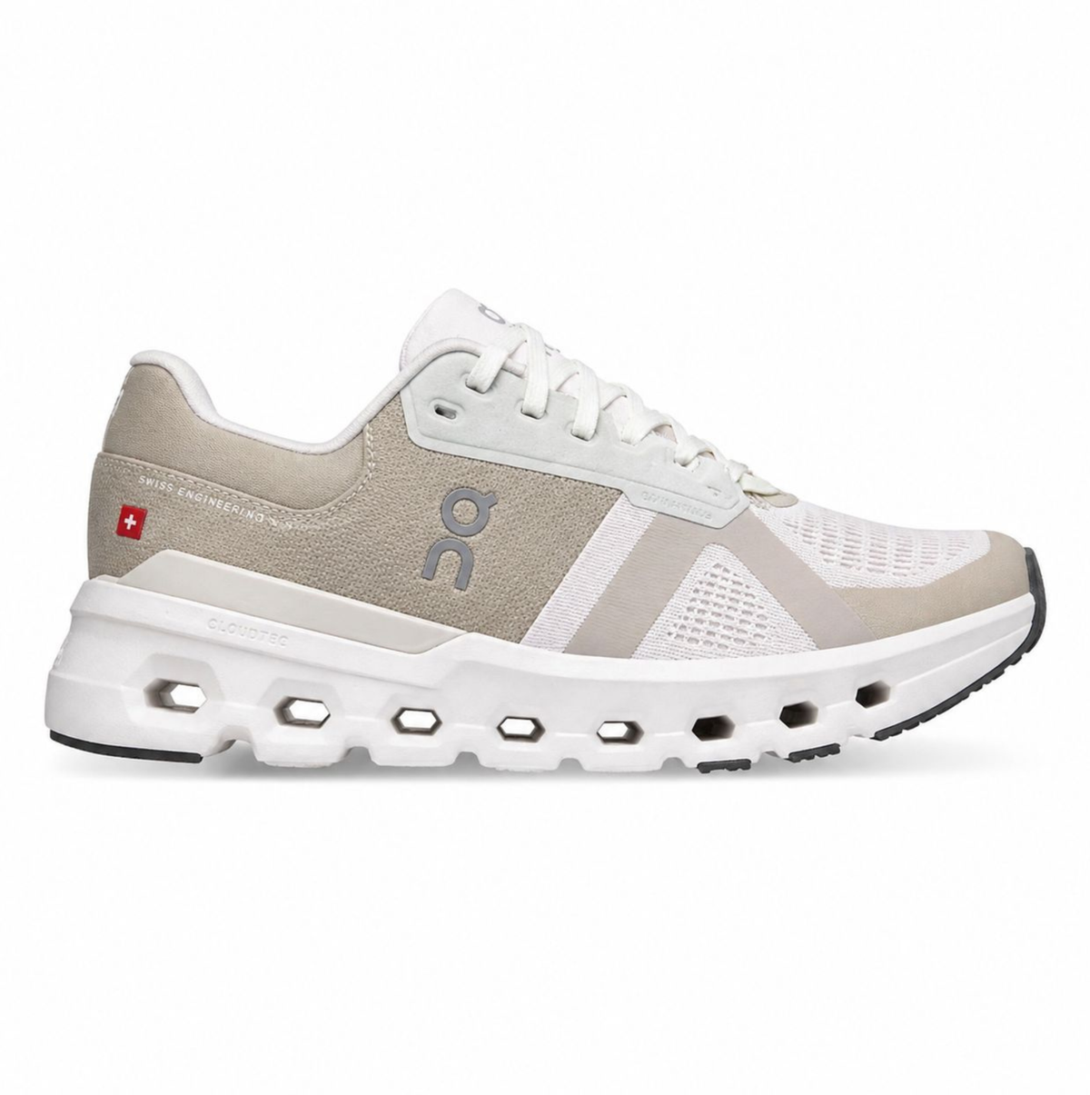 On Cloud runner 2 "Pearl/Desert colorway"